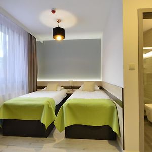 Standard Zimmer mit zwei Einzelbetten