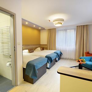 Dreibettzimmer